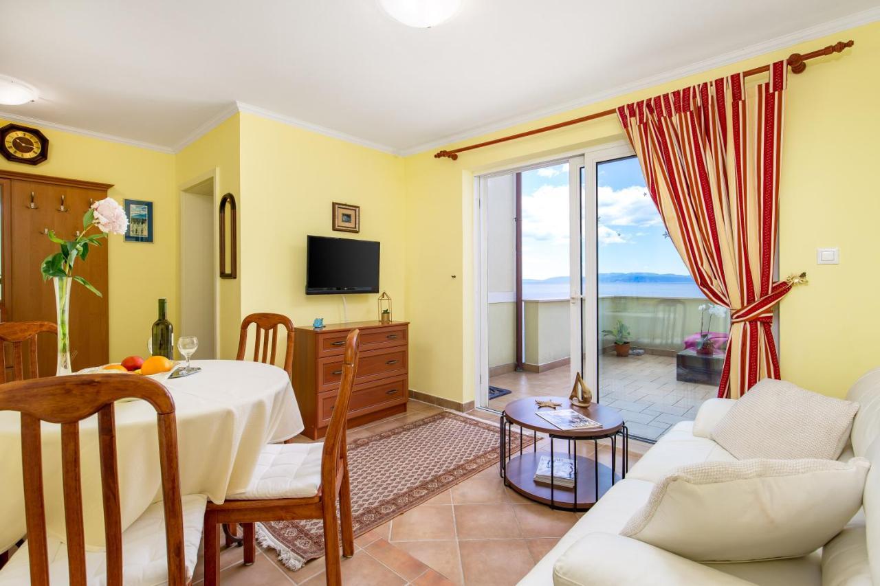 Apartments Villa Nora Rijeka Exteriör bild