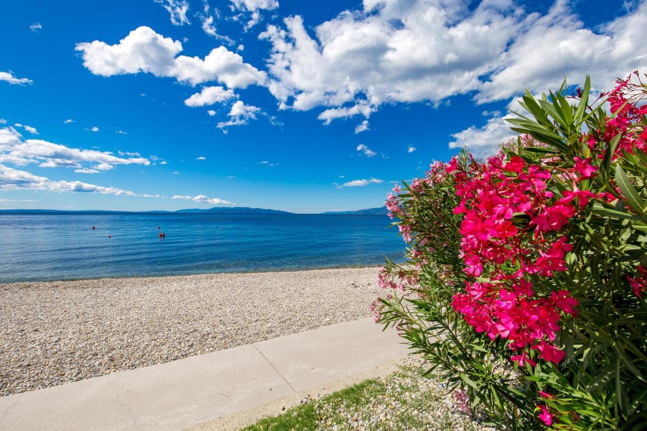 Apartments Villa Nora Rijeka Exteriör bild