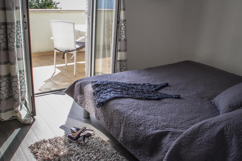 Apartments Villa Nora Rijeka Rum bild