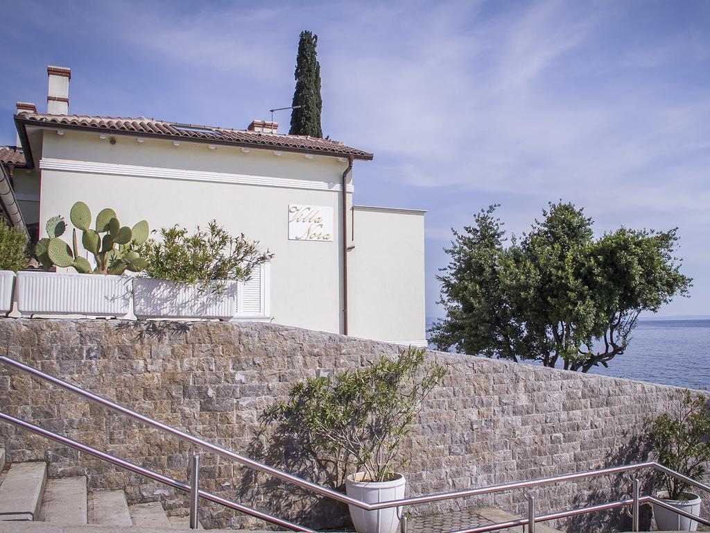 Apartments Villa Nora Rijeka Exteriör bild