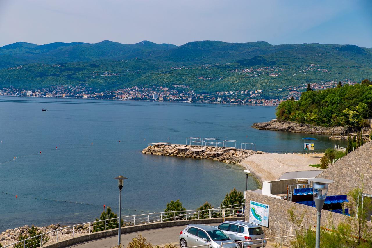 Apartments Villa Nora Rijeka Exteriör bild